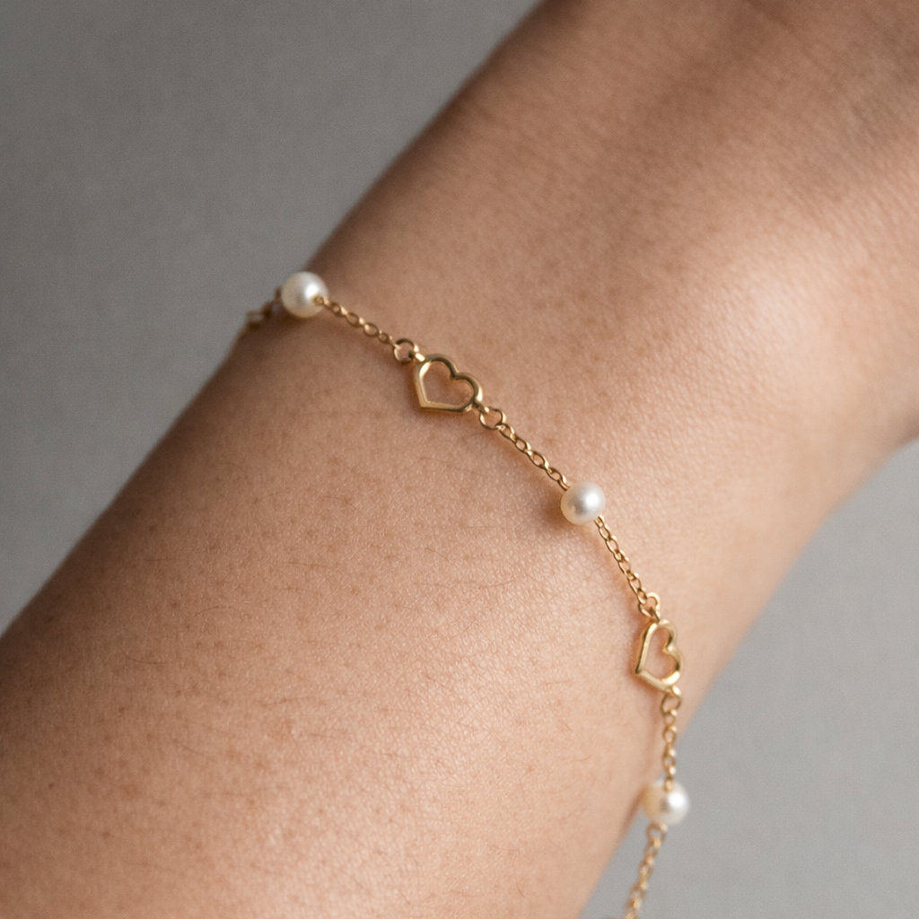 Amore Pearl Station Bracelet