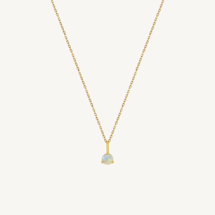 Gold necklace with a opal pendant 