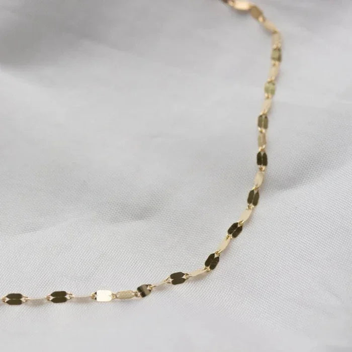 Buckle Chain Anklet Solid Gold close up - Juliet Grace Jewelry