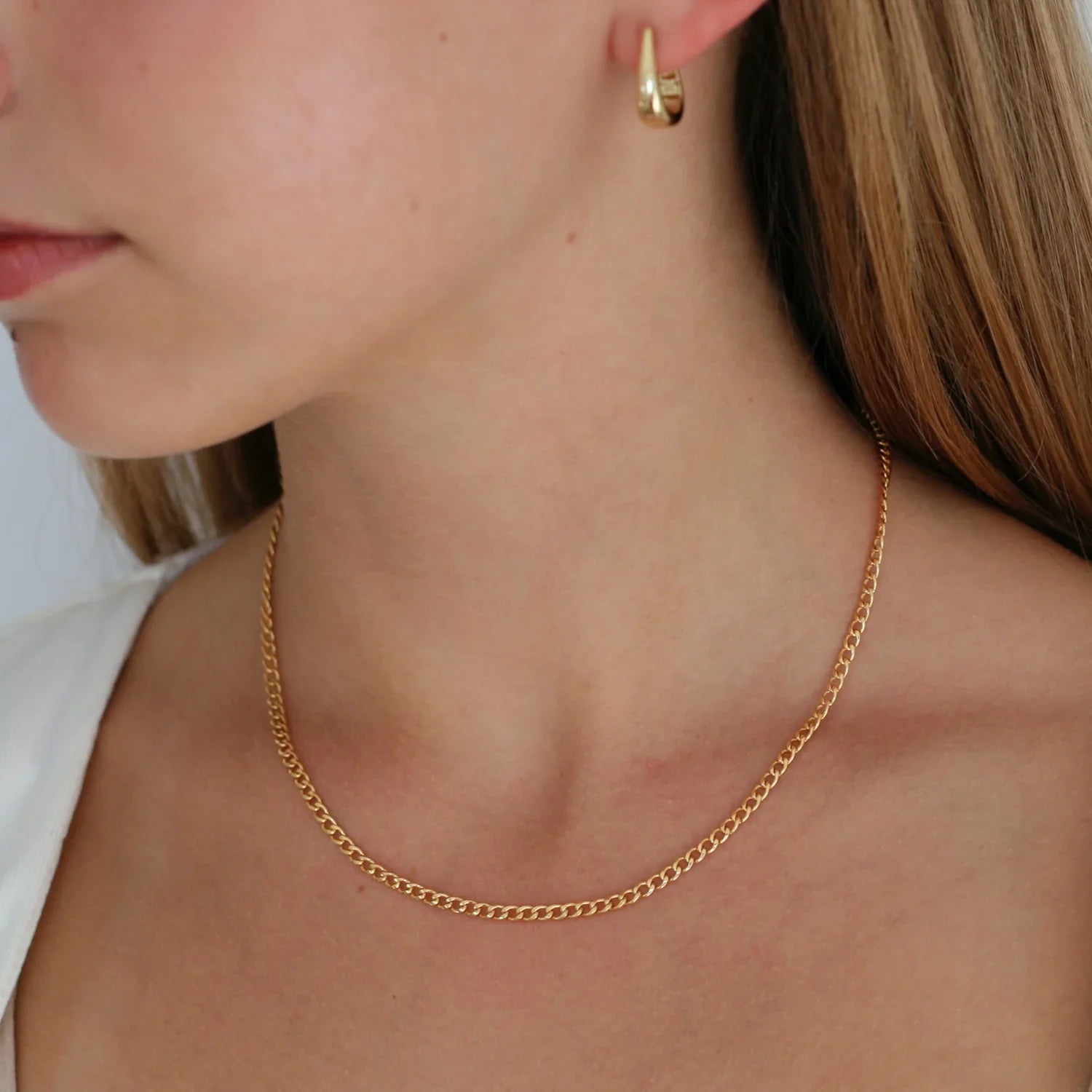 Mikayla hoops in gold vermeil – worn on ear